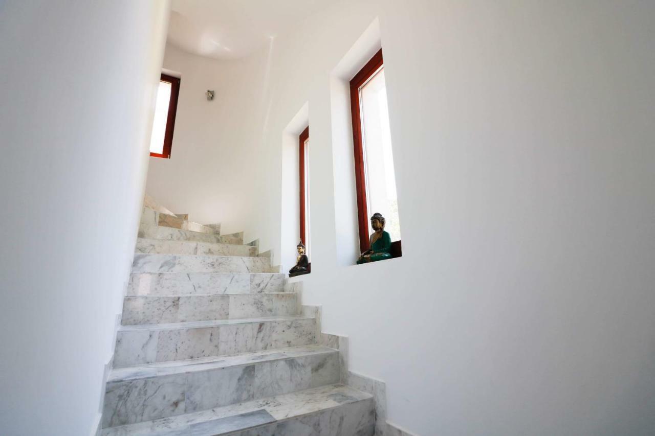 Maharaja Mountain Palace With Free Privat Parking And Garden Budapest Exterior photo